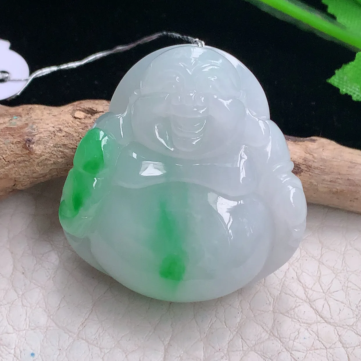Xqa实拍36.3*34.812天然缅甸翡翠飘阳绿佛公吊坠 大肚弥勒佛项坠