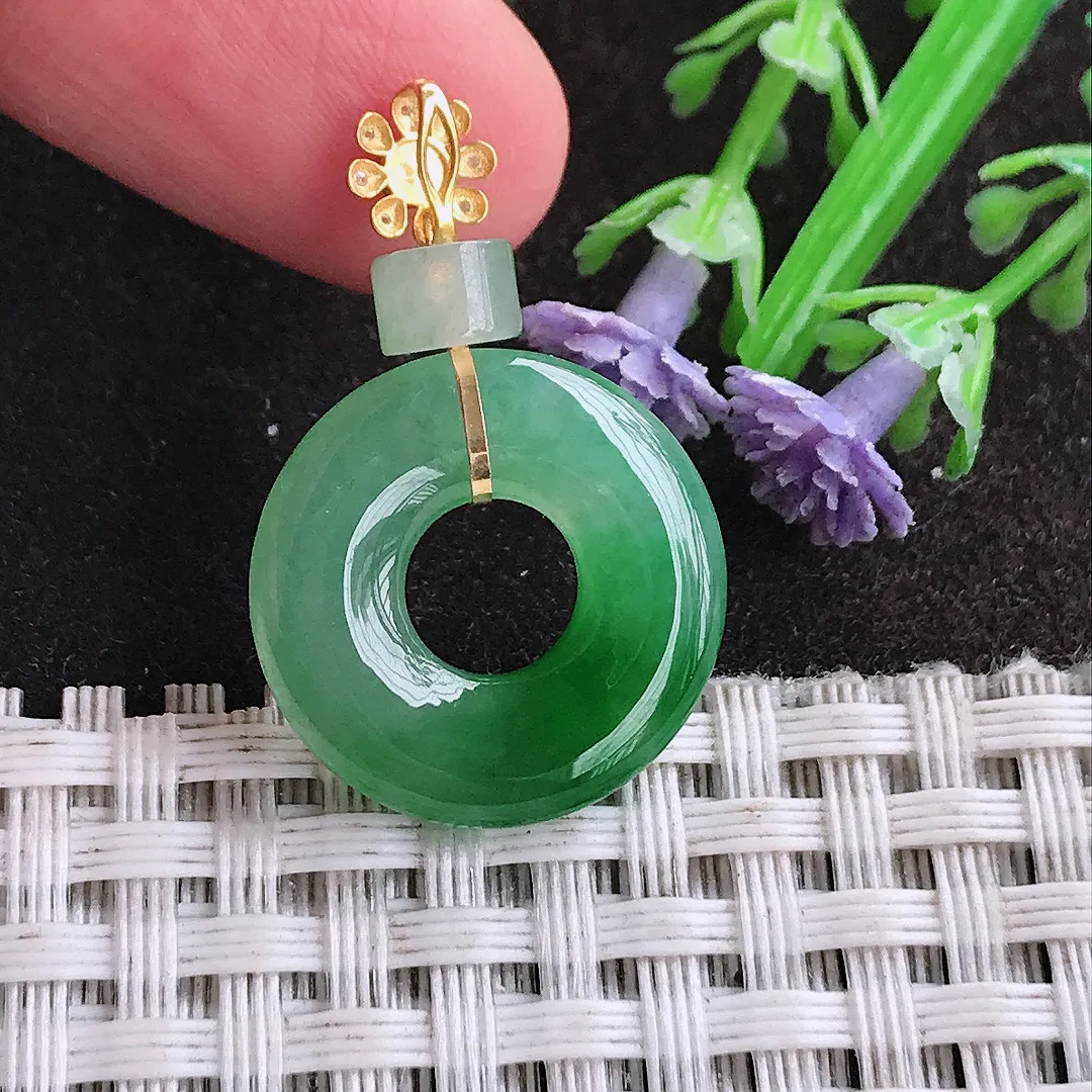 天然A货翡翠19.4/3.9老坑18k金镶嵌冰阳绿平安扣玉环吊坠翡翠挂件