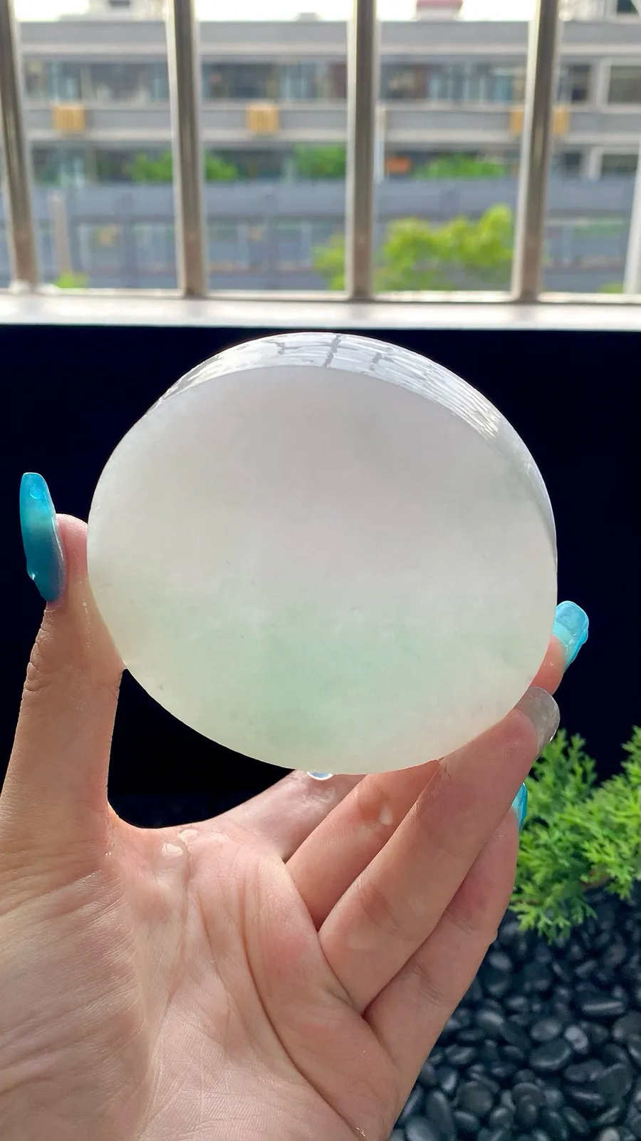 大圈口冰粉晴绿宽版镯饼，⭕️正圈最大做64，圆条最大做60