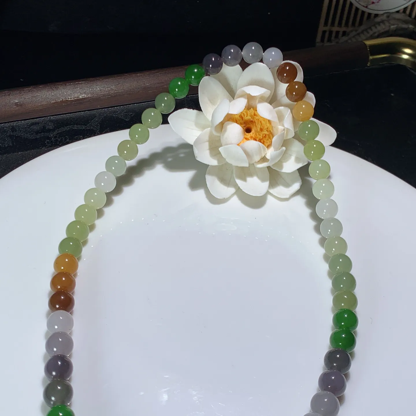 新疆和田玉多宝项链。多宝妈妈链。单颗尺寸8重 47.5克 玉质细腻油润。手推出油。佩戴高端典雅。lt251223