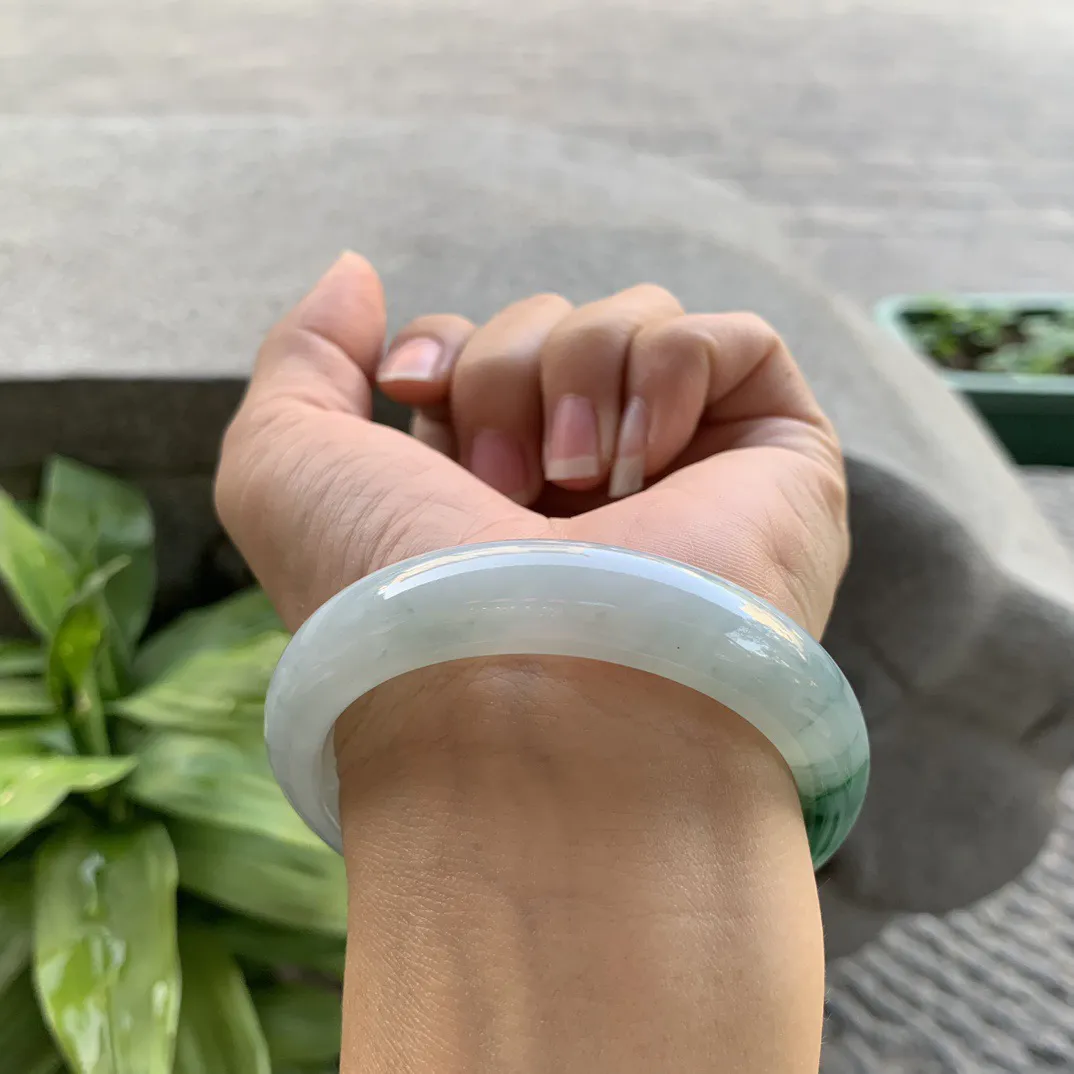 圈口 54-12.4-8.1【飘辣绿正圈手镯】正圈 54 55可戴