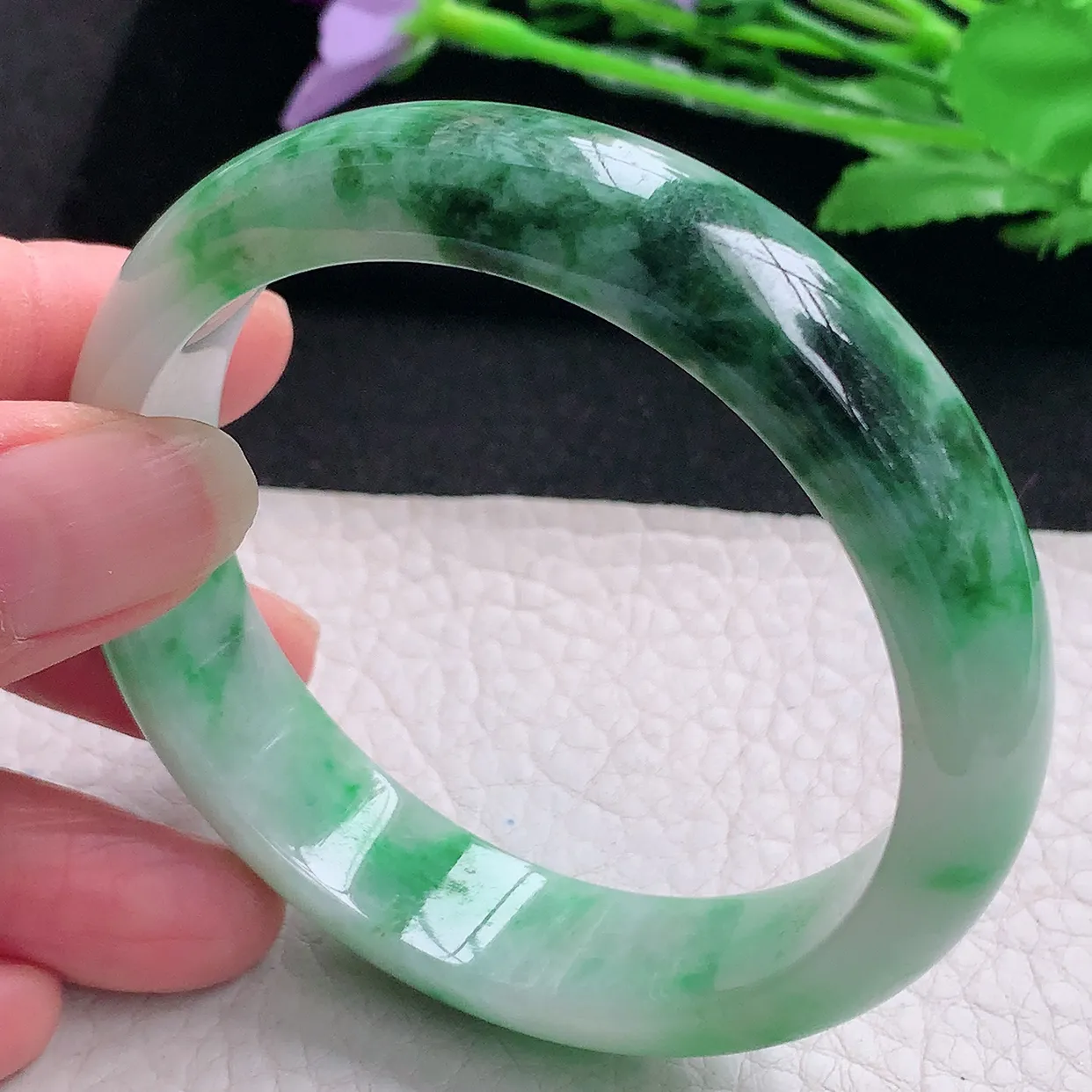 zjf自然光57.5*14.2*7.2平安镯 缅甸翡翠A货玉手镯辣绿宽边玉手环