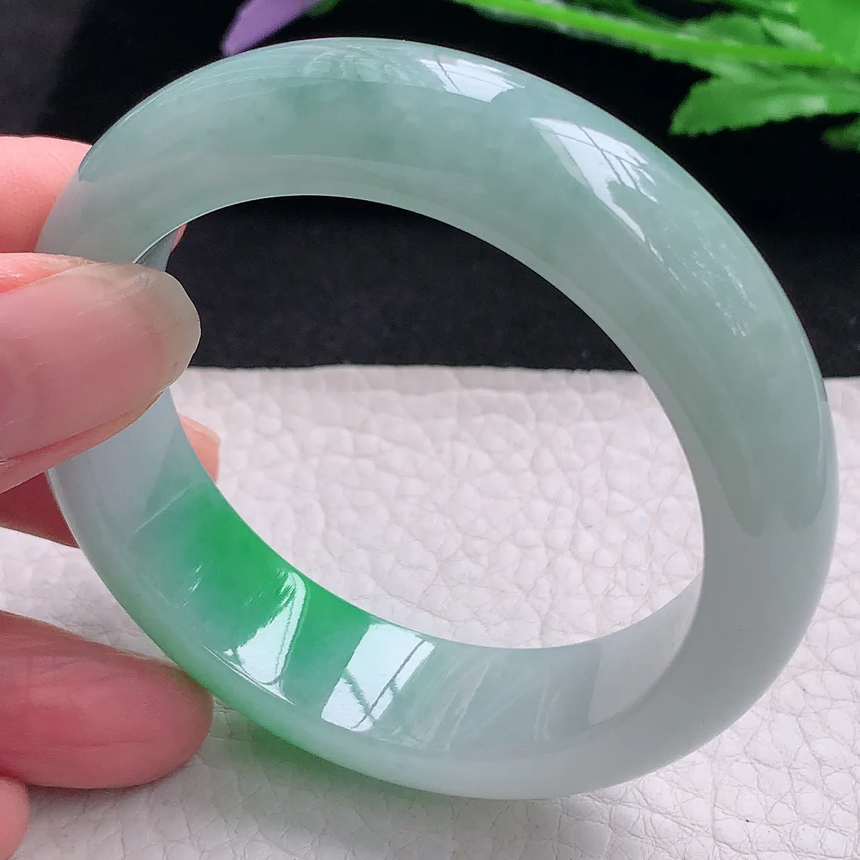 nr小圈口52.5*15.5*8.8轮胎镯 缅甸翡翠A货玉手镯辣绿厚装宽边玉手环