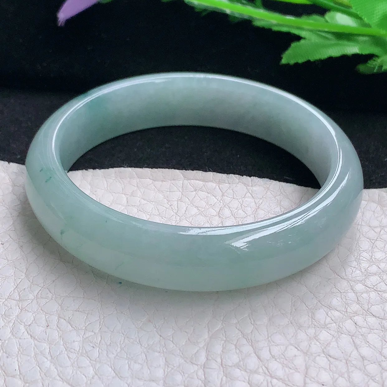 xx自然光54.5*12.8*7平安镯 缅甸翡翠A货玉手镯冰飘花宽边玉手环