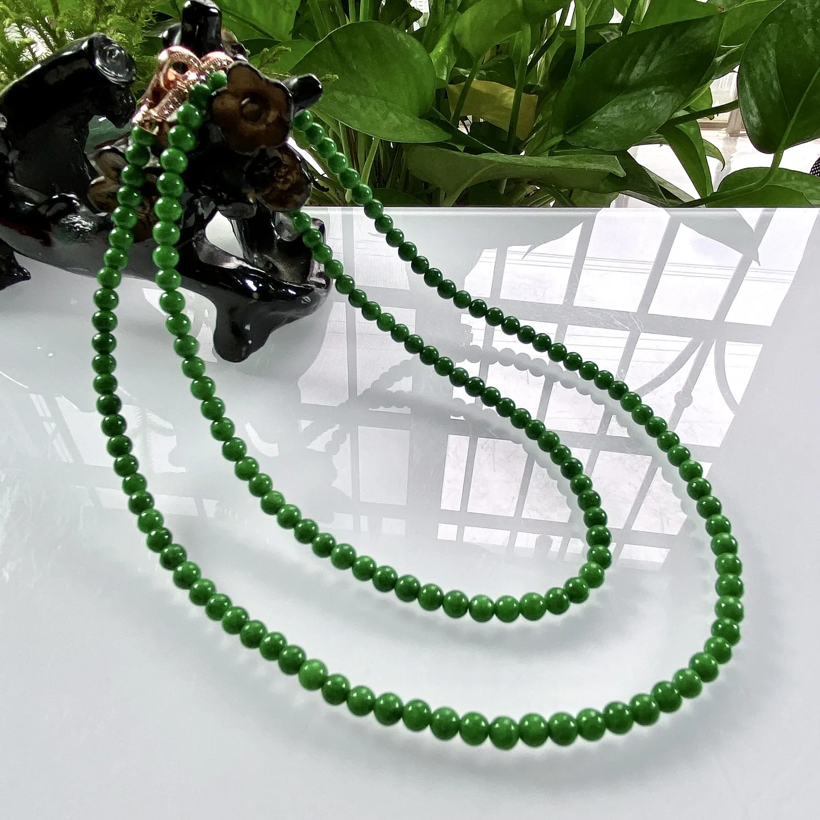 缅甸天然翡翠A货，卡4.2水润满绿阳绿小米珠小圆珠项链手链，尺寸：4.2mm/155颗，长度610mm，重量：19.07g