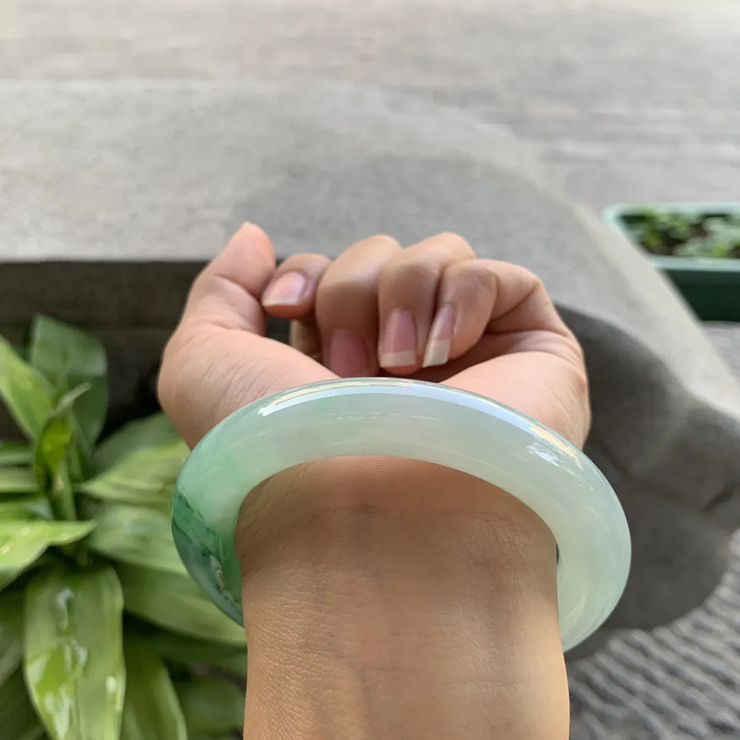 圈口 56.6-11.4【冰飘绿圆条手镯】圆条56 57可戴