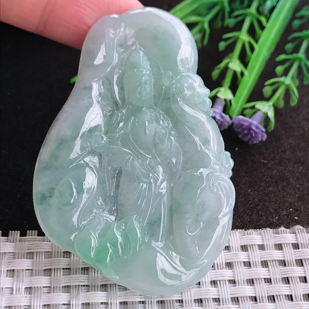 天然A货翡翠65/44.5/6.2老坑冰润起胶冰晴普贤菩萨吊坠翡翠挂件