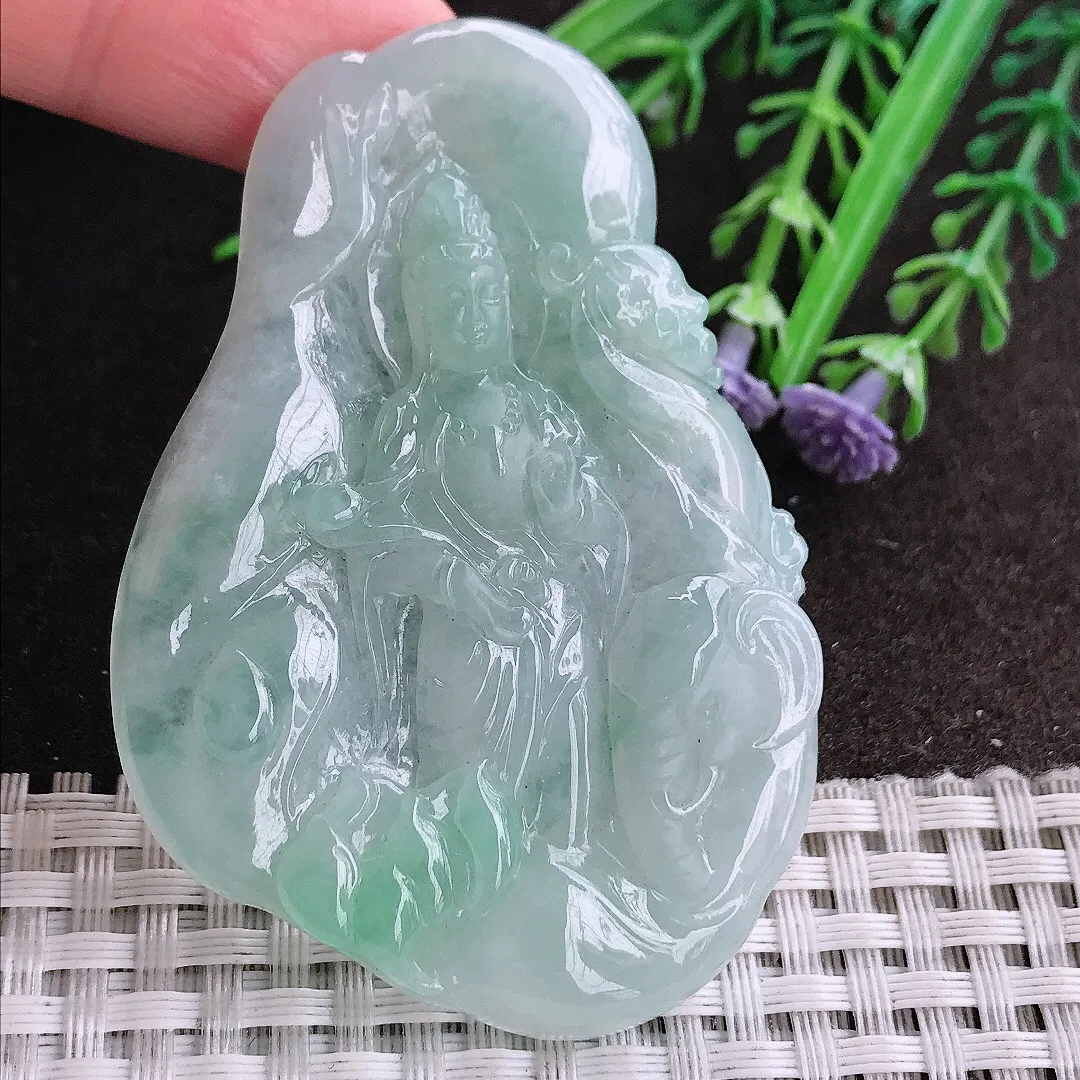 天然A货翡翠65/44.5/6.2老坑冰润起胶冰晴普贤菩萨吊坠翡翠挂件