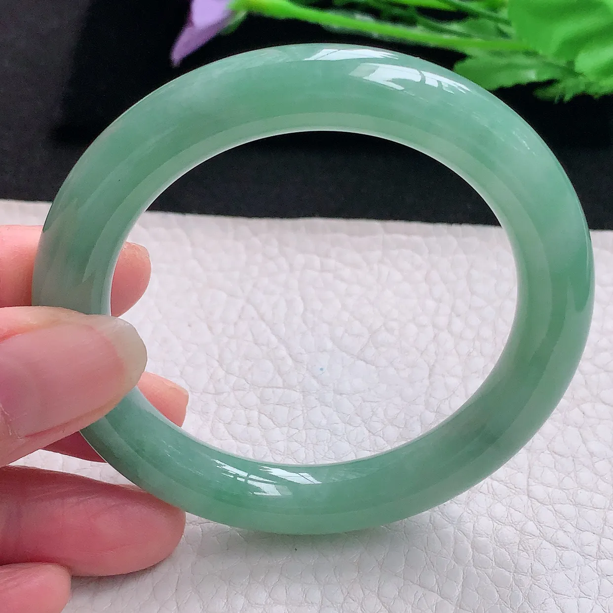 pj自然光53.8*10美人镯 缅甸翡翠A货玉手镯满绿圆条玉手环