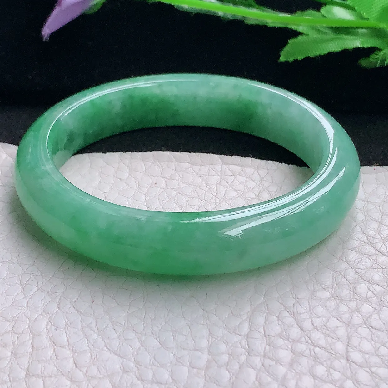 pj自然光53.8*11.8*7.7平安镯 缅甸翡翠A货玉手镯水灵满绿宽边玉手环