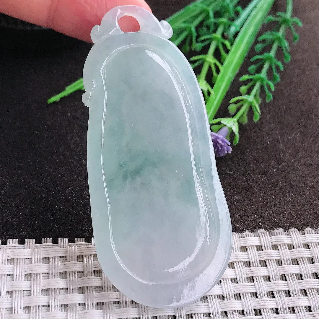 天然A货翡翠73.5/33.3/6.3老坑冰胶水灵普贤菩萨吊坠翡翠挂件