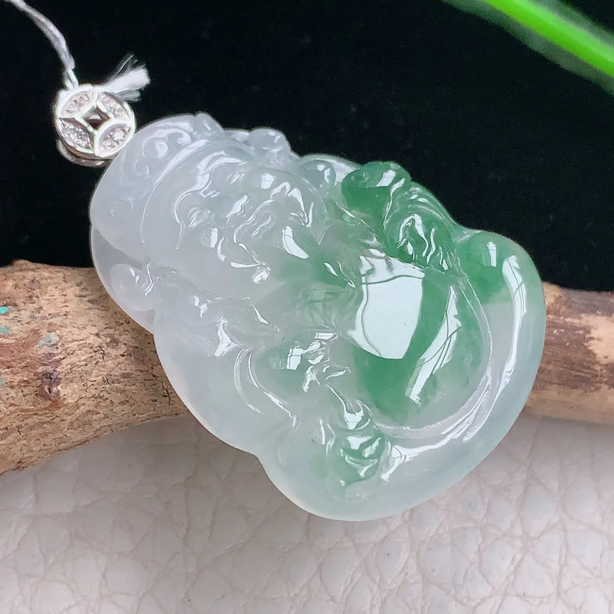 Xqa实拍31*24*5.3天然缅甸翡翠飘花财神爷吊坠 招财进宝玉坠镶18k金扣