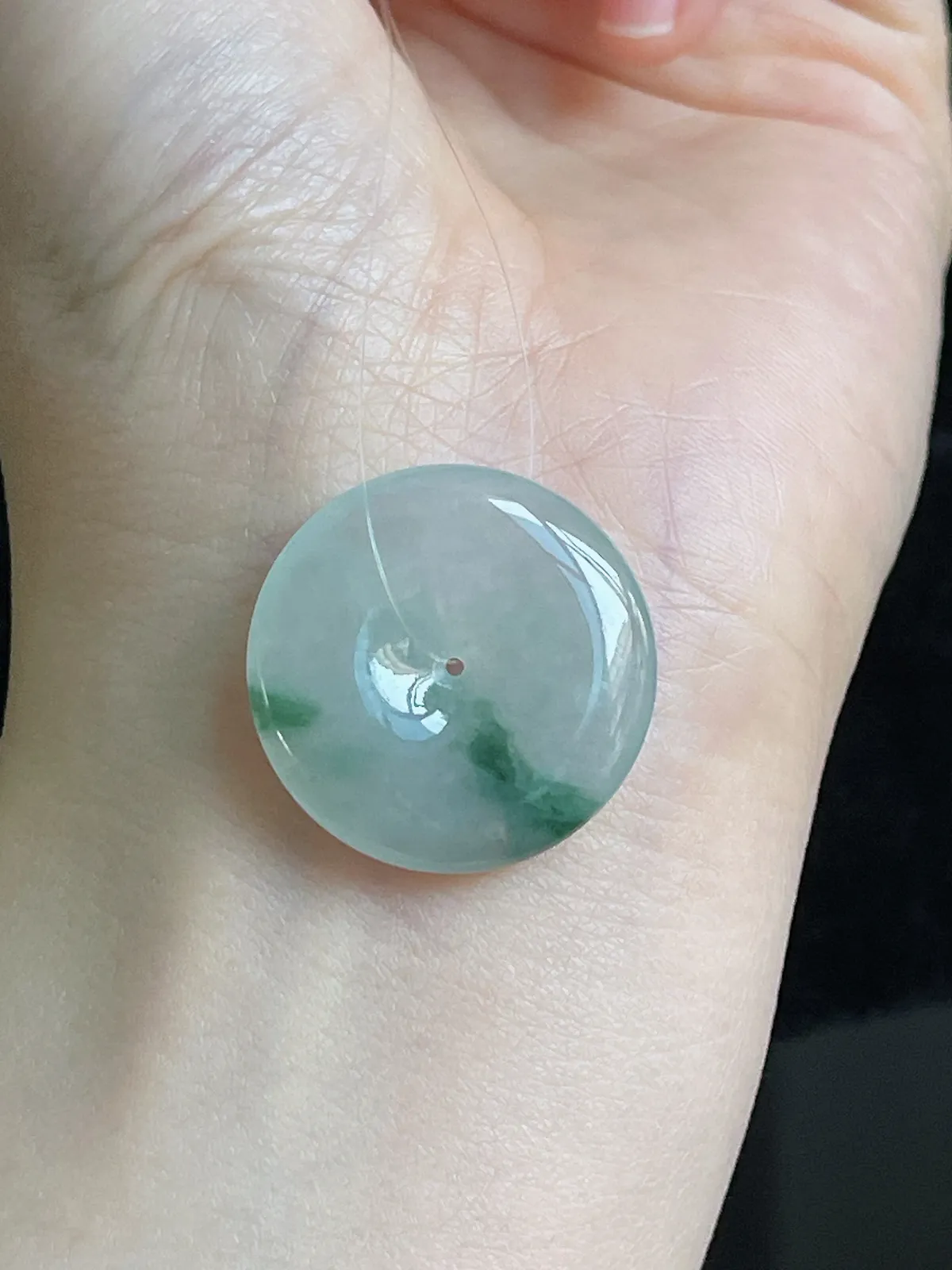 翡翠冰糯种飘绿平安扣