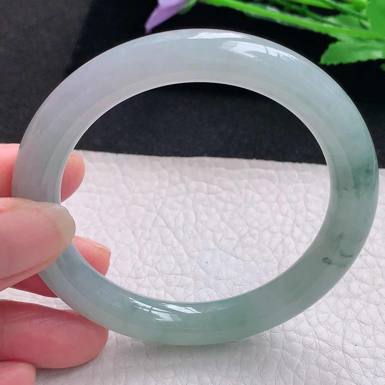 xx自然光56*9.4美人镯 缅甸翡翠A货玉手镯冰飘花圆条玉手环