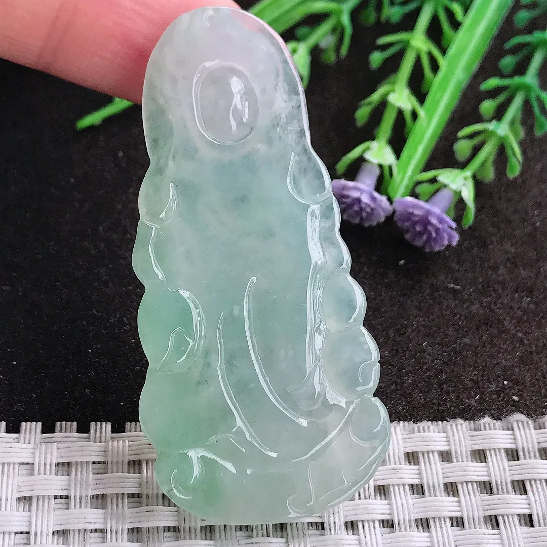 天然A货翡翠59/28.2/5.5老坑冰胶果冻冰晴站观音吊坠翡翠挂件