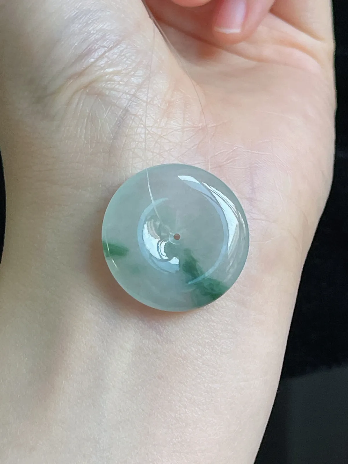 翡翠冰糯种飘绿平安扣