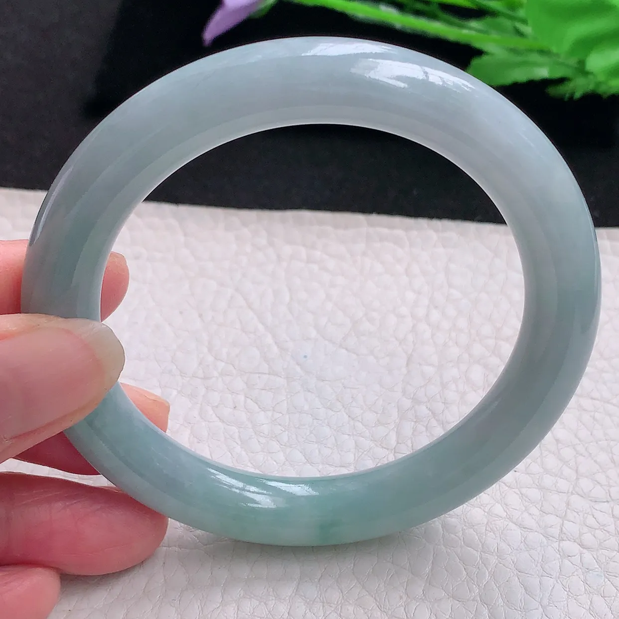 js自然光58.5*10.5*10.2美人镯 缅甸翡翠A货玉手镯蓝绿韵圆条玉手环 叮当镯