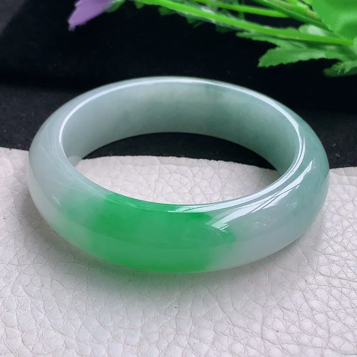 nr小圈口52.5*15.5*8.8轮胎镯 缅甸翡翠A货玉手镯辣绿厚装宽边玉手环