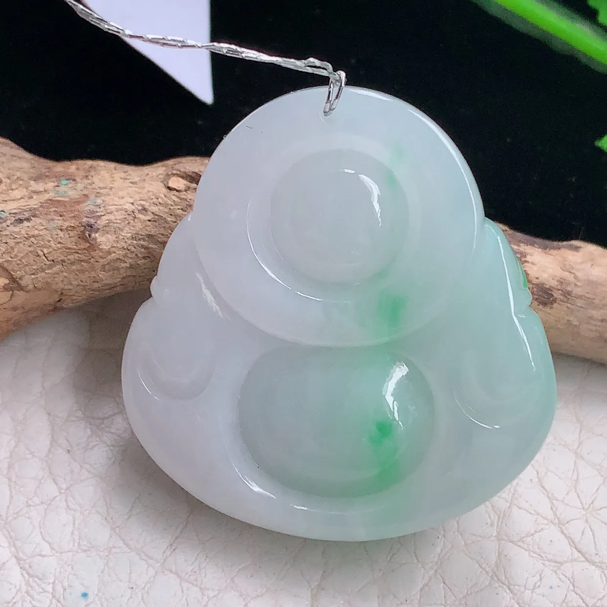 Xqa实拍36.3*34.812天然缅甸翡翠飘阳绿佛公吊坠 大肚弥勒佛项坠