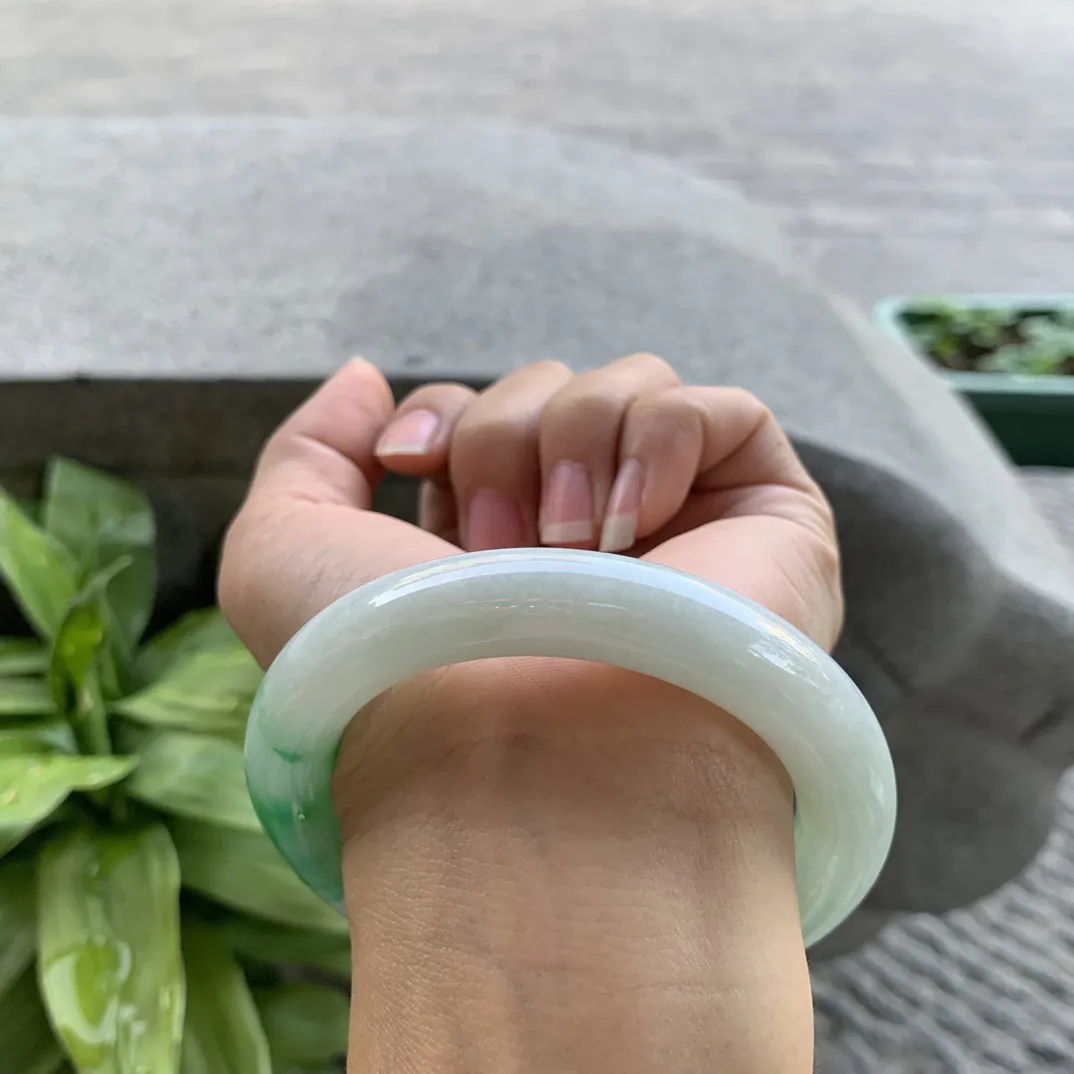 圈口56.7-11.3 【飘绿圆条手镯】圆条56 57可戴