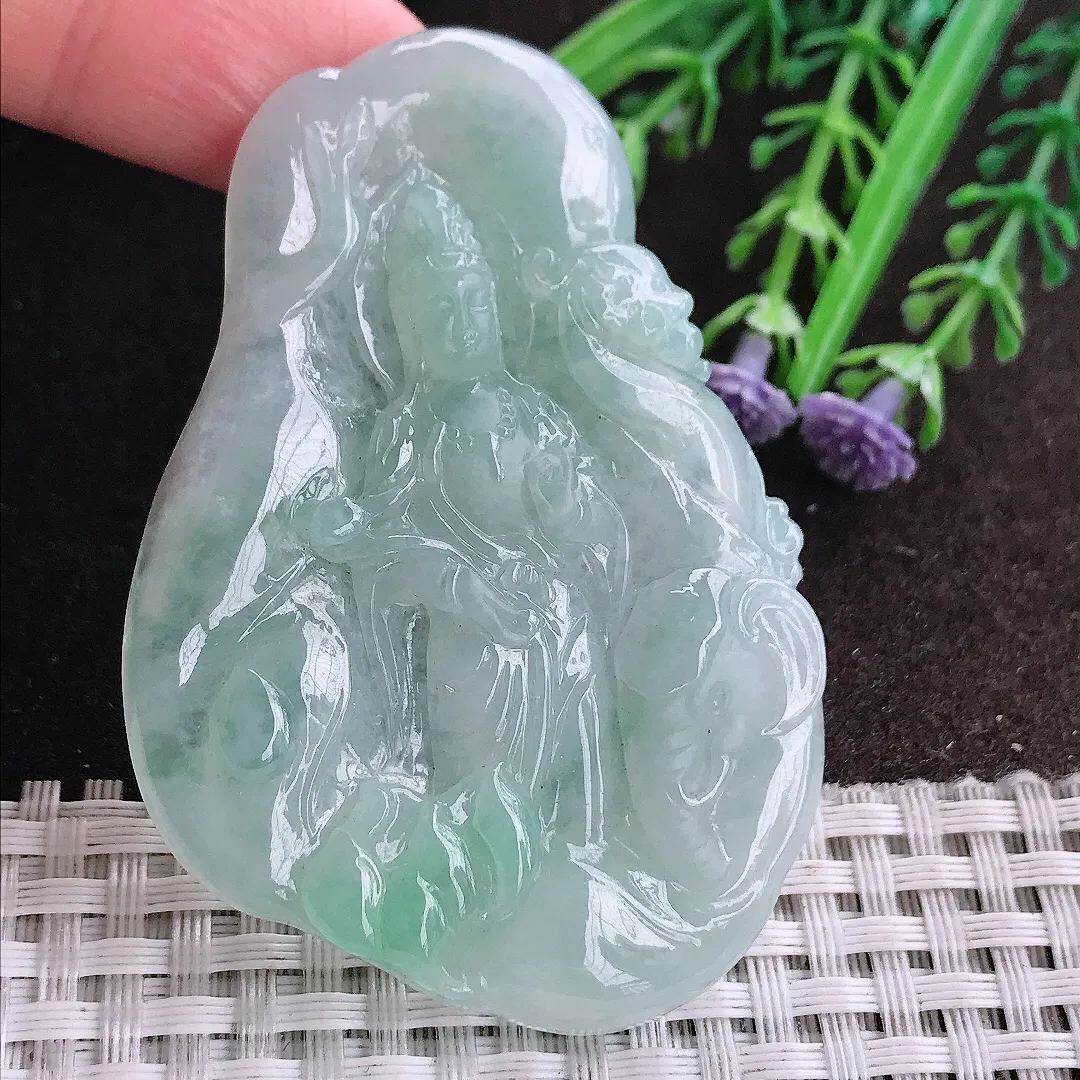 天然A货翡翠65/44.5/6.2老坑冰润起胶冰晴普贤菩萨吊坠翡翠挂件
