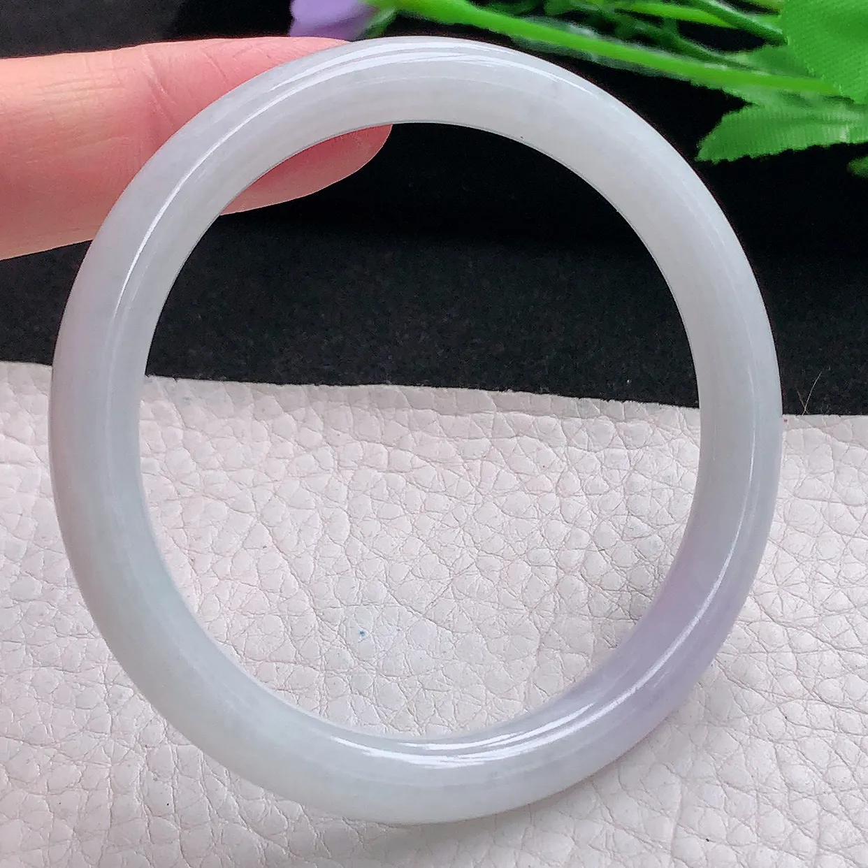 xx自然光55.8*8.2*7.6叮当镯 缅甸翡翠A货玉手镯飘紫秀气圆条玉手环 美人镯