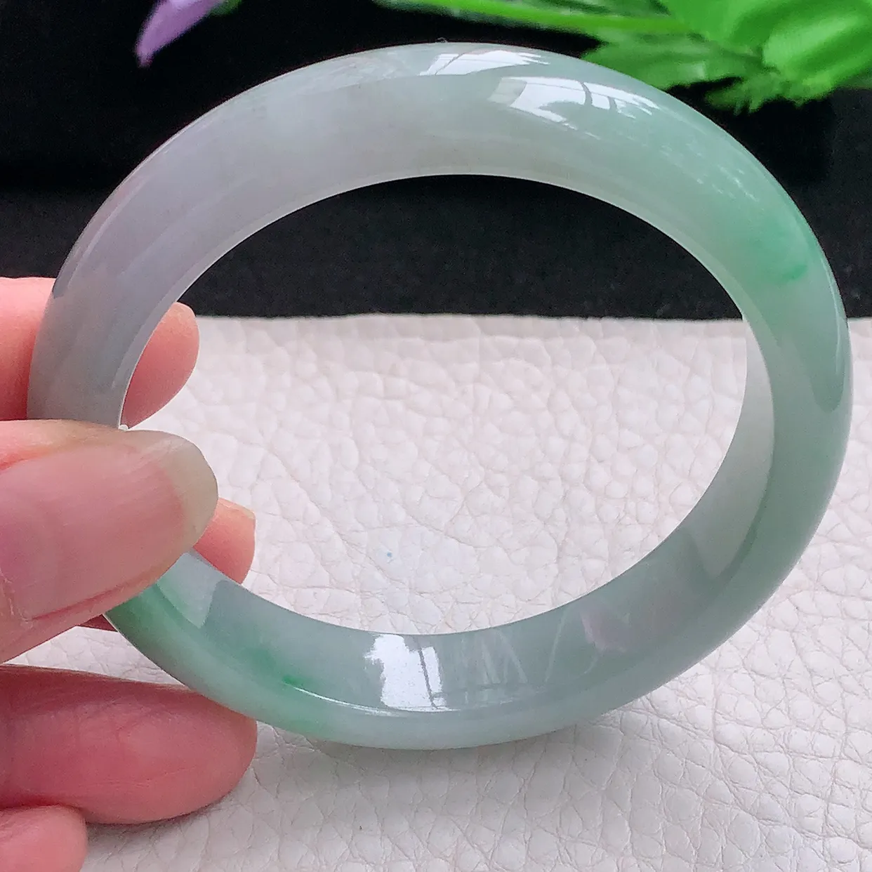 pj自然光55.8*12.3*8平安镯 缅甸翡翠A货玉手镯水灵飘绿宽边玉手环