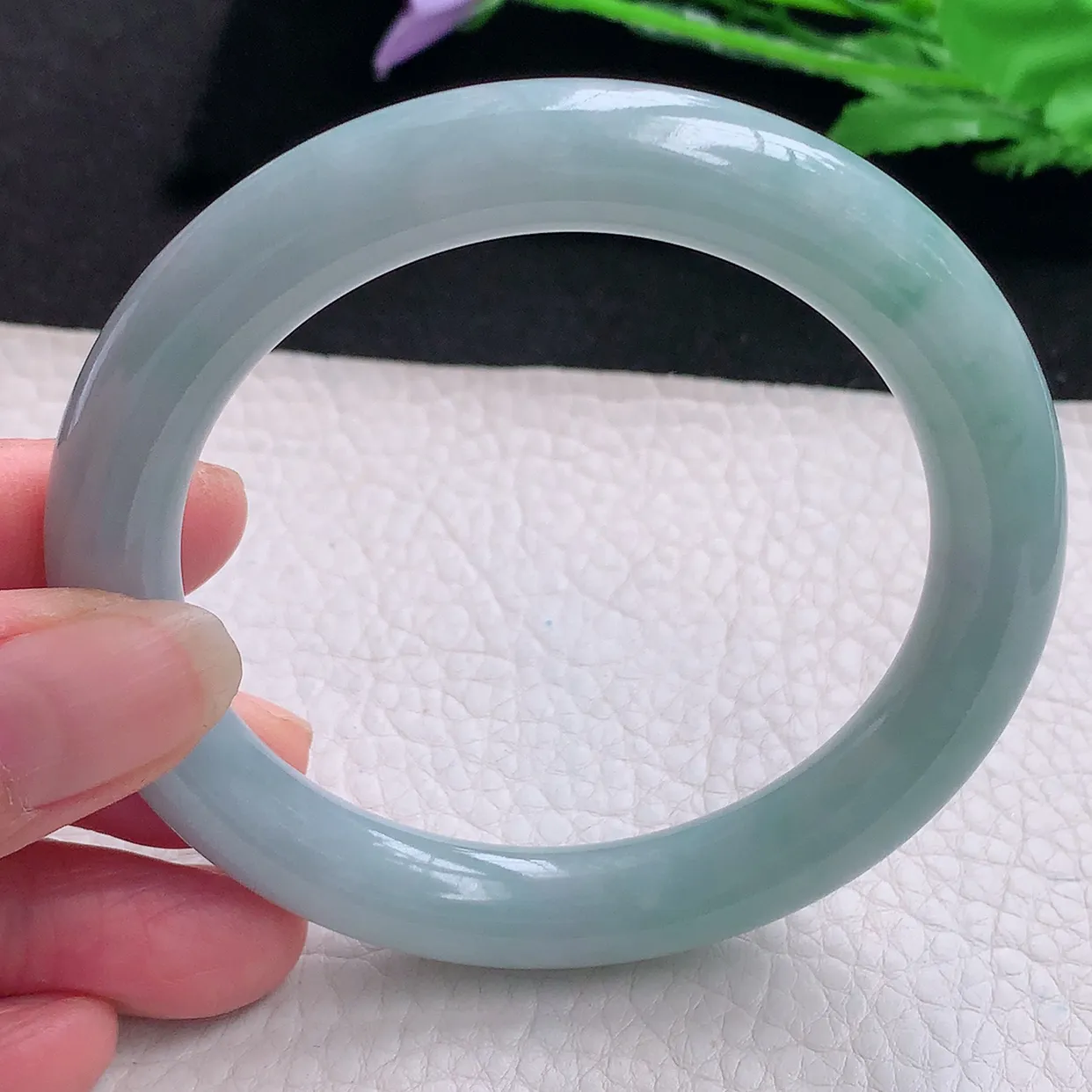 js自然光58.5*10.5*10.2美人镯 缅甸翡翠A货玉手镯蓝绿韵圆条玉手环 叮当镯