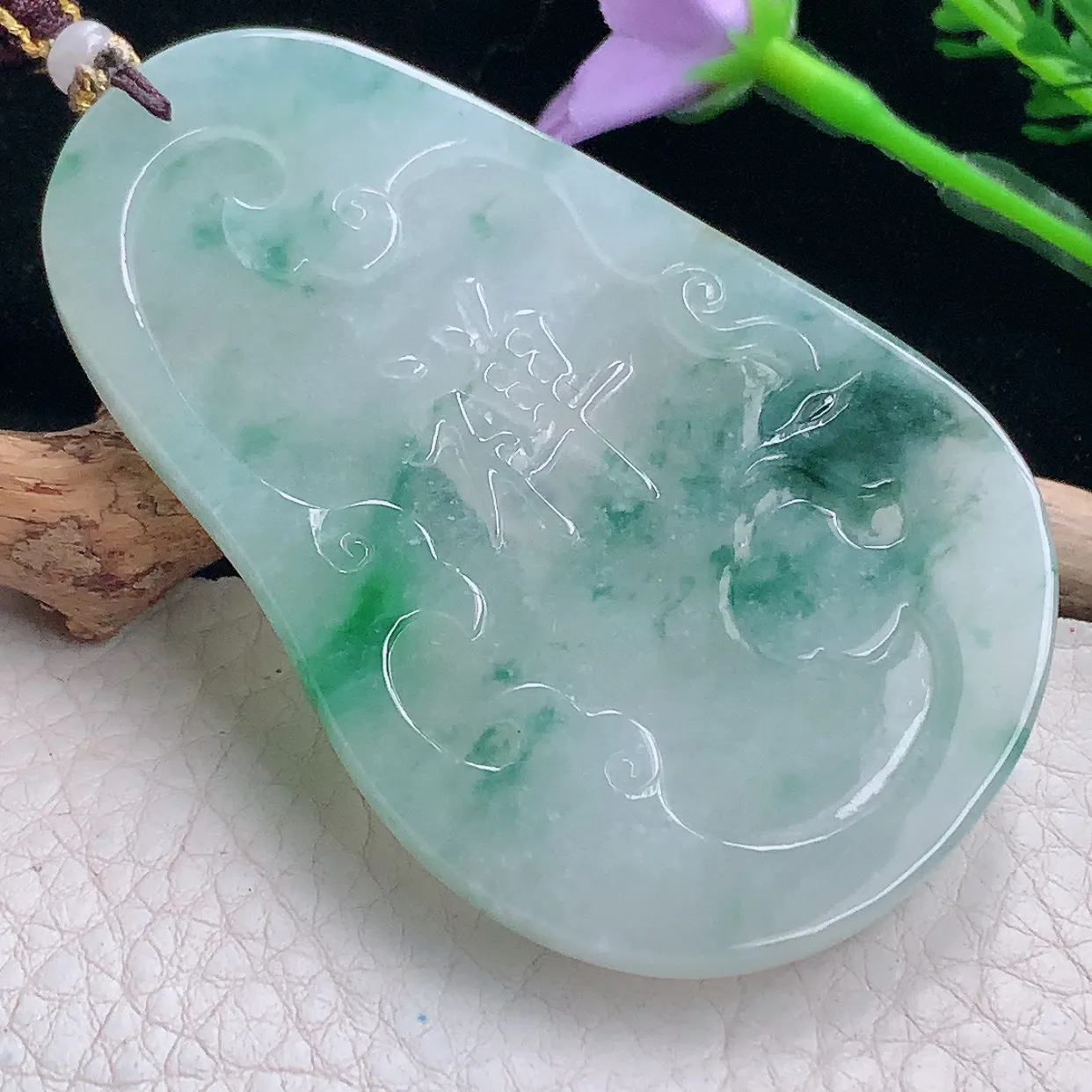 Mz实拍72.5*48*7.3缅甸翡翠冰飘花随形自在观音吊坠 普渡众生项坠