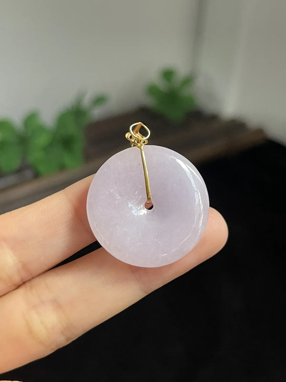 翡翠糯化种淡紫色平安扣，印记：G18K,伴钻石