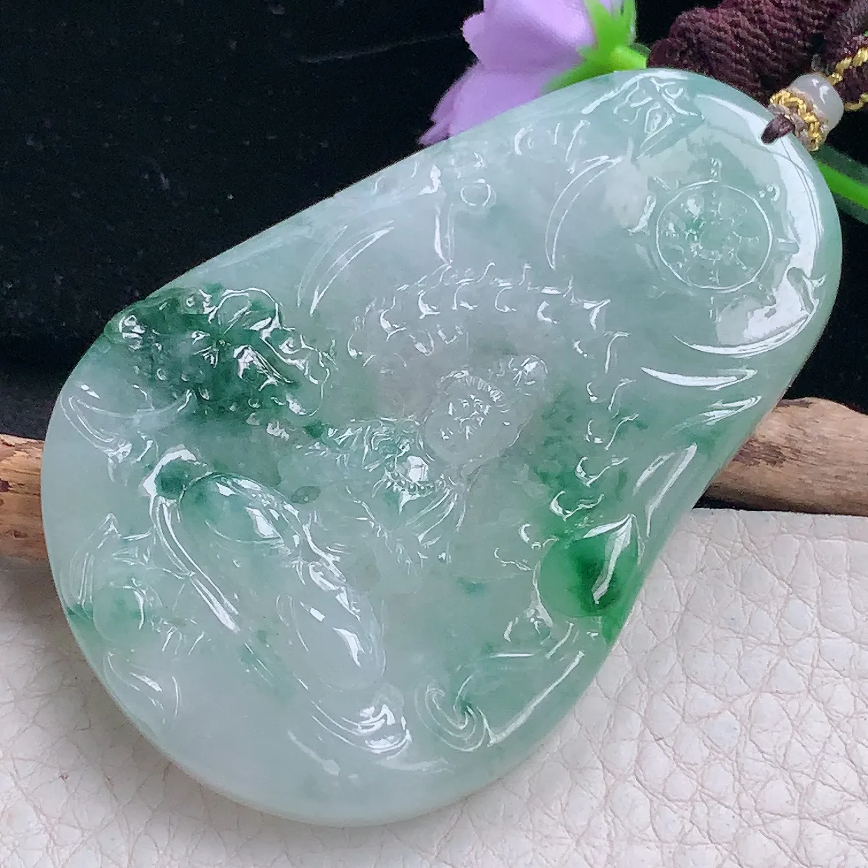 Mz实拍72.5*48*7.3缅甸翡翠冰飘花随形自在观音吊坠 普渡众生项坠