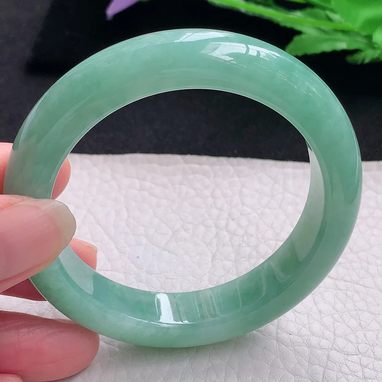 nr自然光53.5*12.5*9平安镯 缅甸翡翠A货玉手镯满绿宽边玉手环