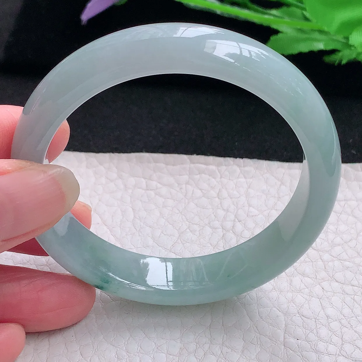 xx自然光54.5*12.8*7平安镯 缅甸翡翠A货玉手镯冰飘花宽边玉手环