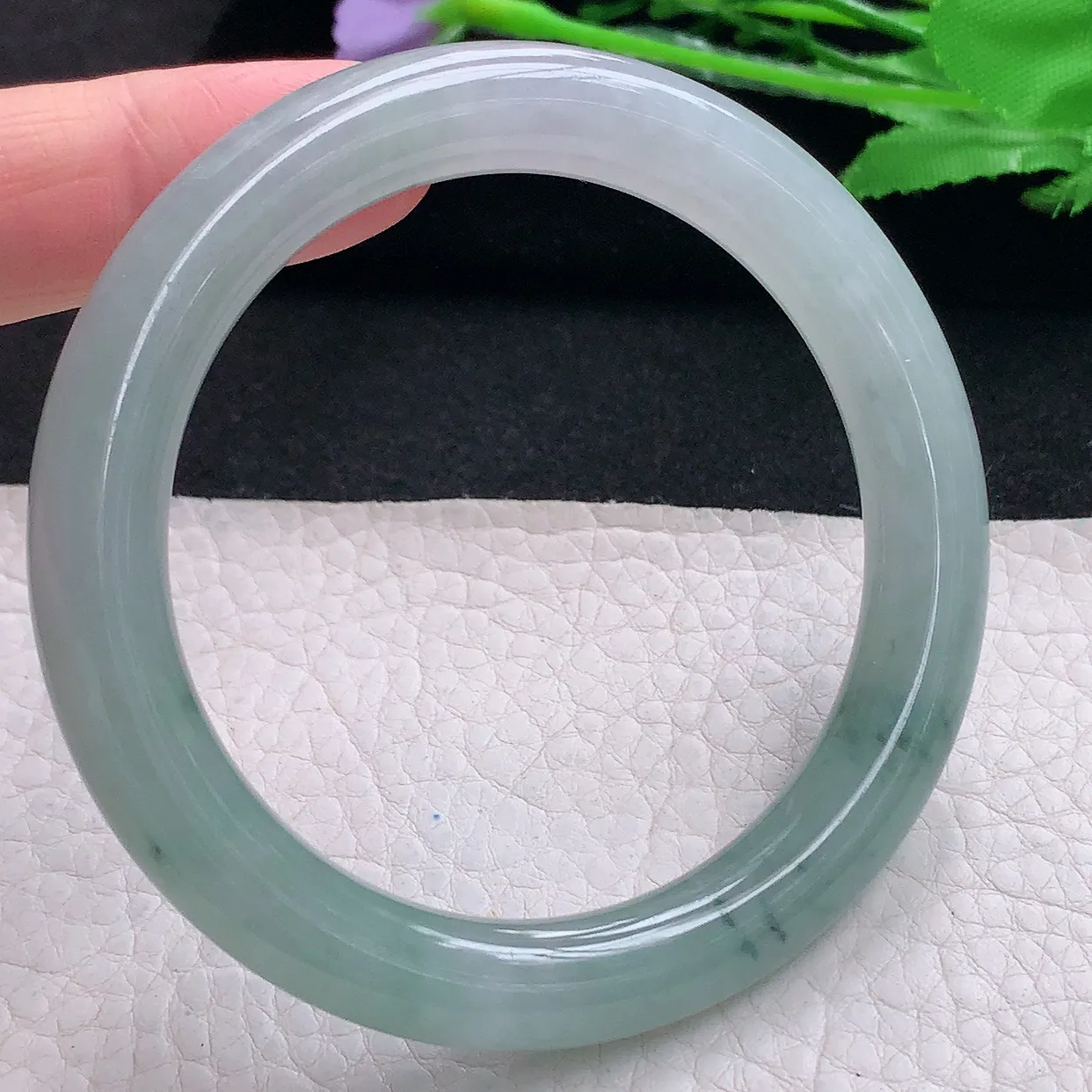 xx自然光56*9.4美人镯 缅甸翡翠A货玉手镯冰飘花圆条玉手环