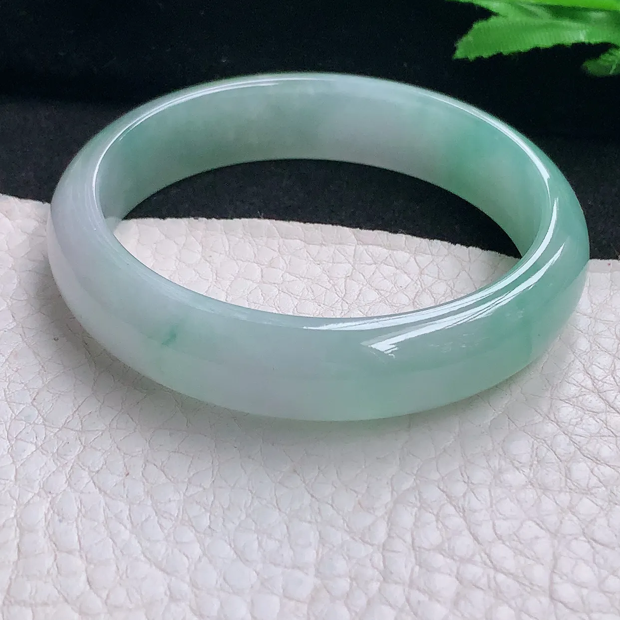 z小圈口52.5*12.3*6.5平安镯 缅甸翡翠A货手镯水灵清爽宽边玉手环
