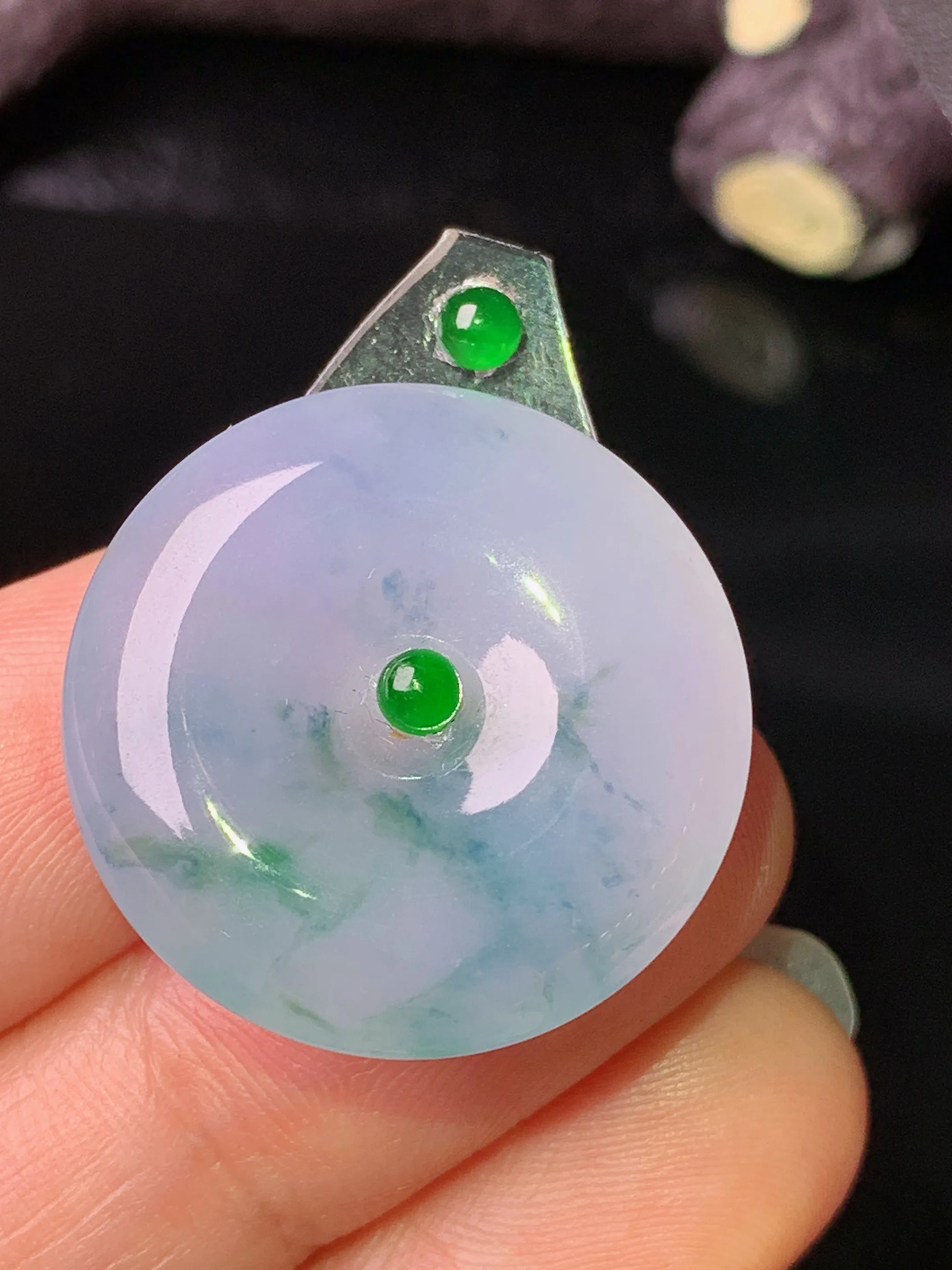 镶嵌款 紫罗兰飘花平安扣吊坠 玉质细腻 色泽清新艳丽 整体尺寸23.3*5.5