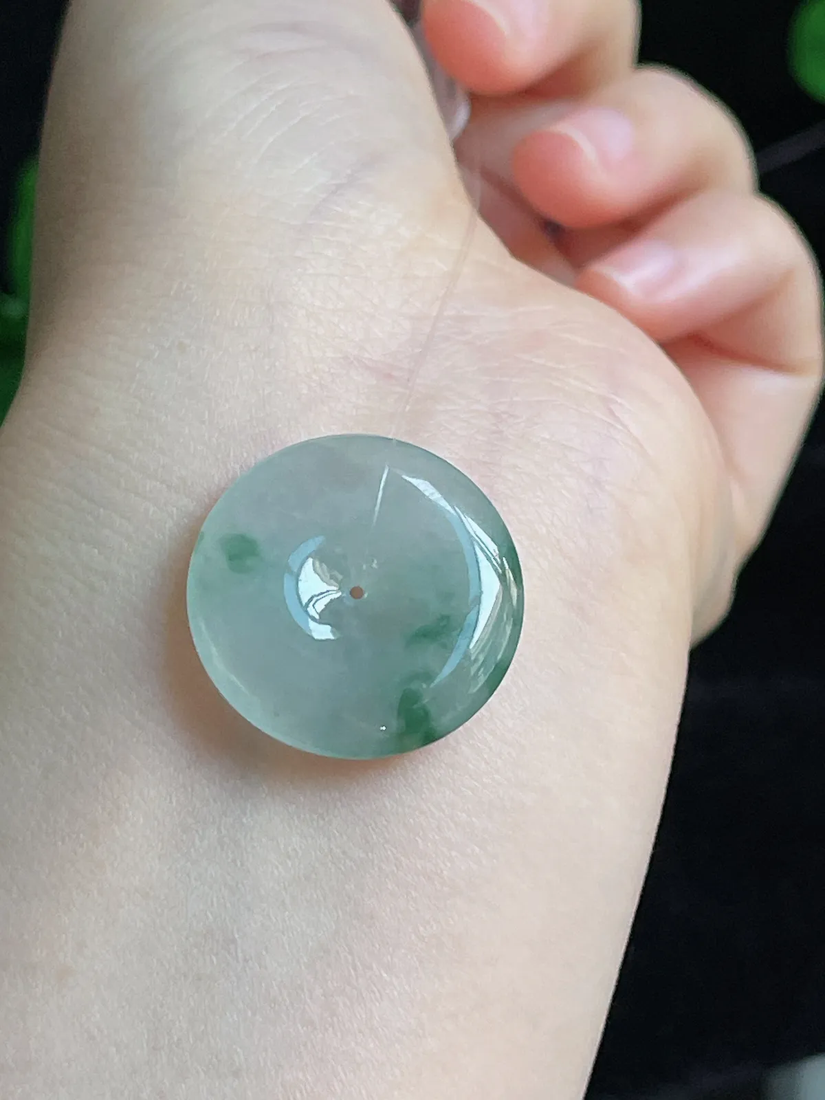 翡翠冰糯种淡绿色平安扣