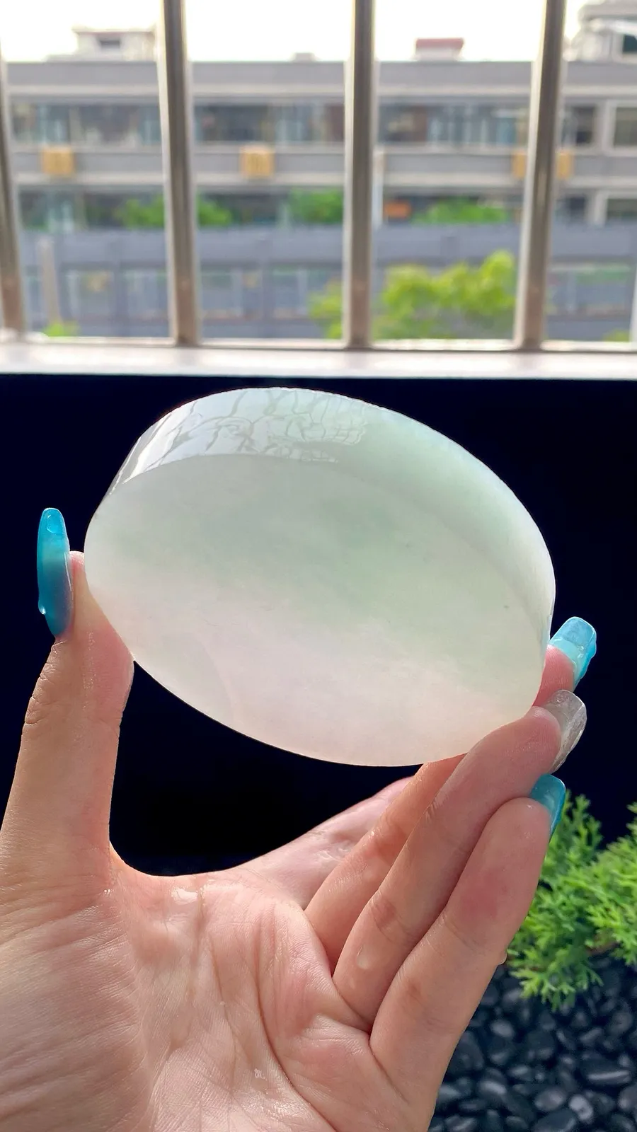 大圈口冰粉晴绿宽版镯饼，⭕️正圈最大做64，圆条最大做60