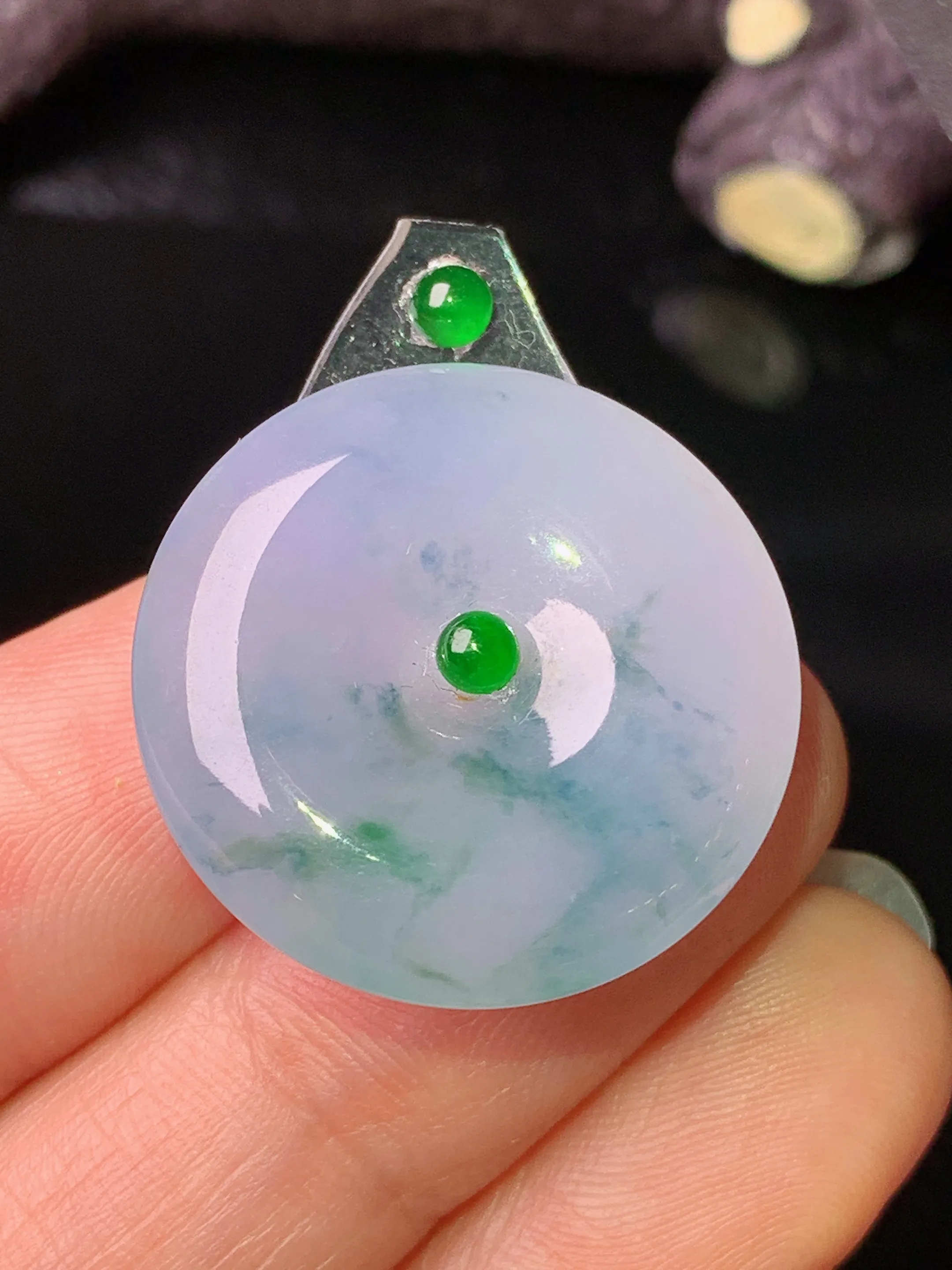 镶嵌款 紫罗兰飘花平安扣吊坠 玉质细腻 色泽清新艳丽 整体尺寸23.3*5.5