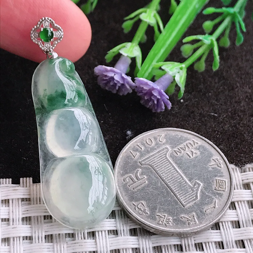天然A货翡翠35.6/15/4.9老坑18k金镶嵌冰种飘花四季豆吊坠翡翠福豆挂件