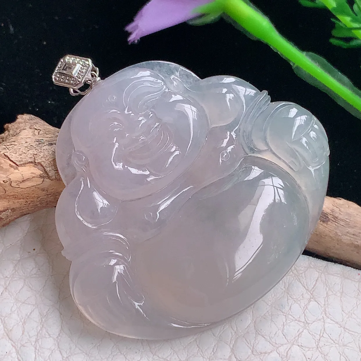 Mz实拍41.5*47.3*6.5缅甸翡翠冰种大佛公吊坠 白月光弥勒佛玉坠镶18k金扣头