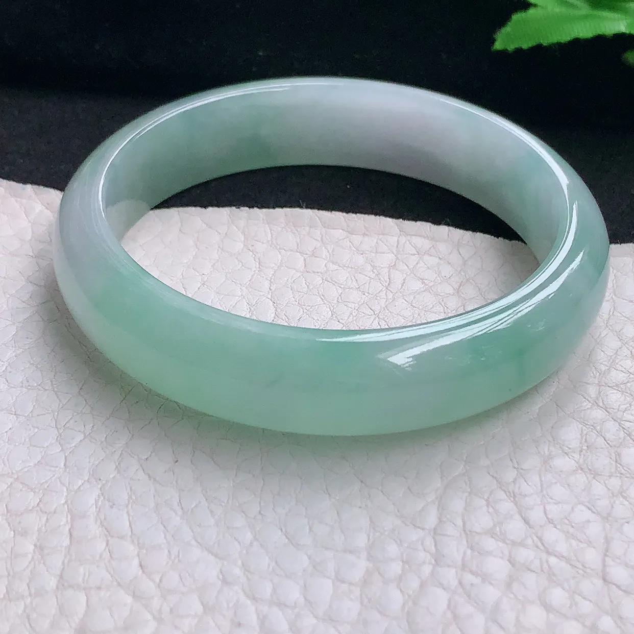 z小圈口52.5*12.3*6.5平安镯 缅甸翡翠A货手镯水灵清爽宽边玉手环