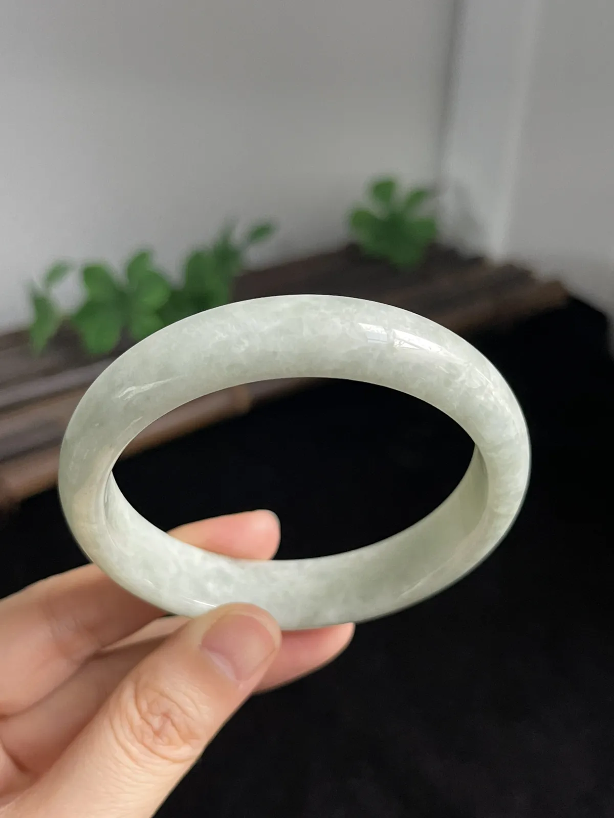 正圈56.8圈口，翡翠手镯