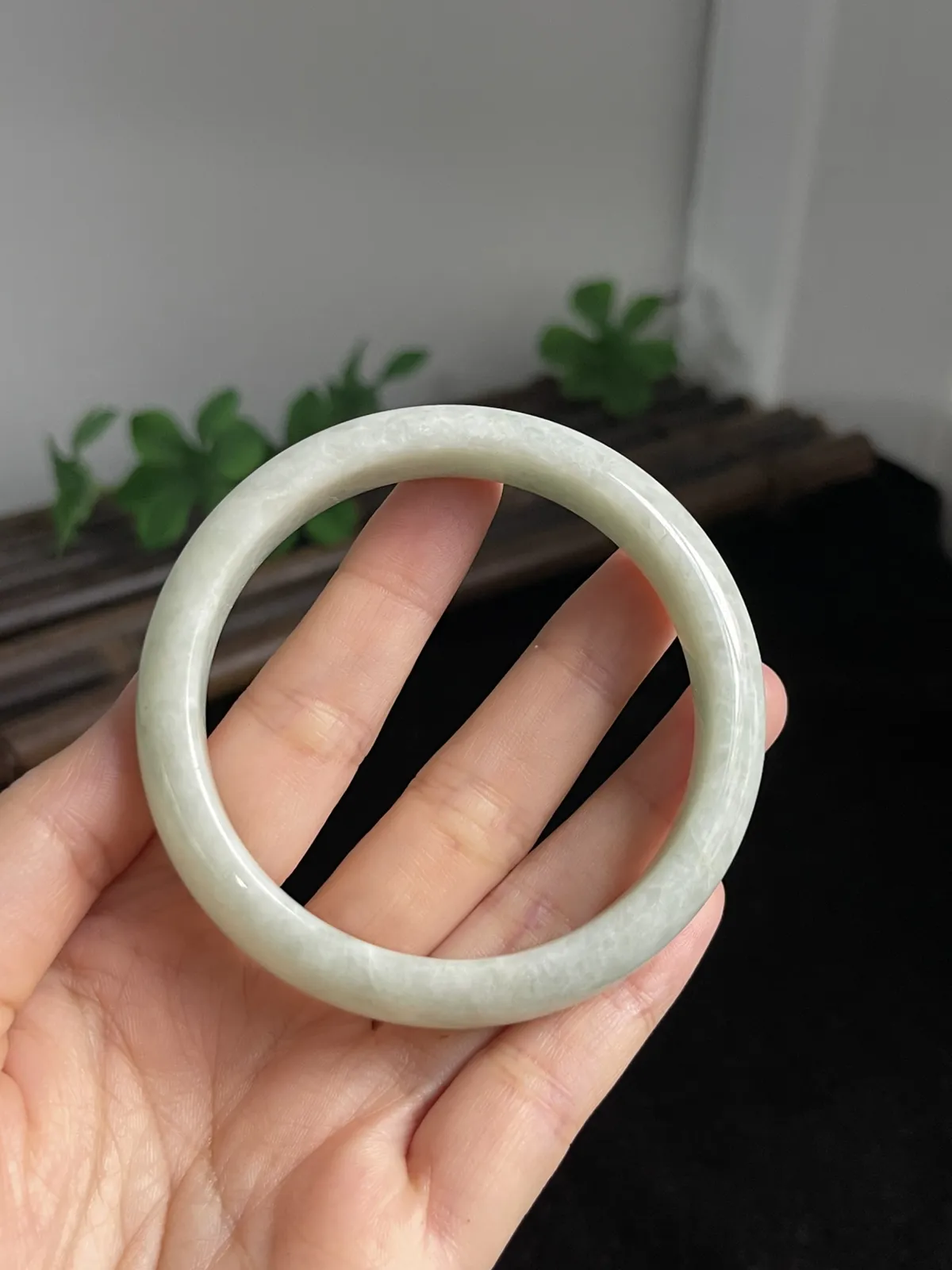 正圈56.8圈口，翡翠手镯