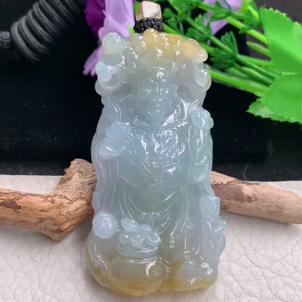 yl实拍70*37.6*12.6缅甸天然翡翠精雕俏黄翡冰透财神爷吊坠 招财进宝