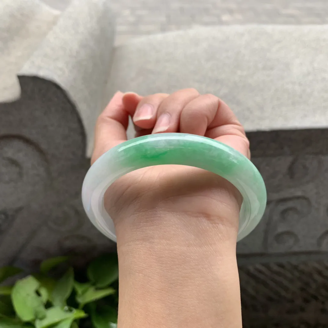 大圈口 62-12.4-9.5【飘阳绿正圈手镯】正圈62 63可戴