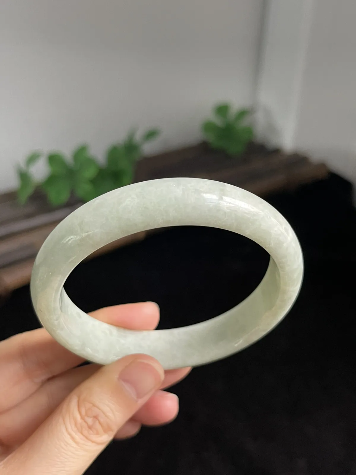 正圈56.8圈口，翡翠手镯