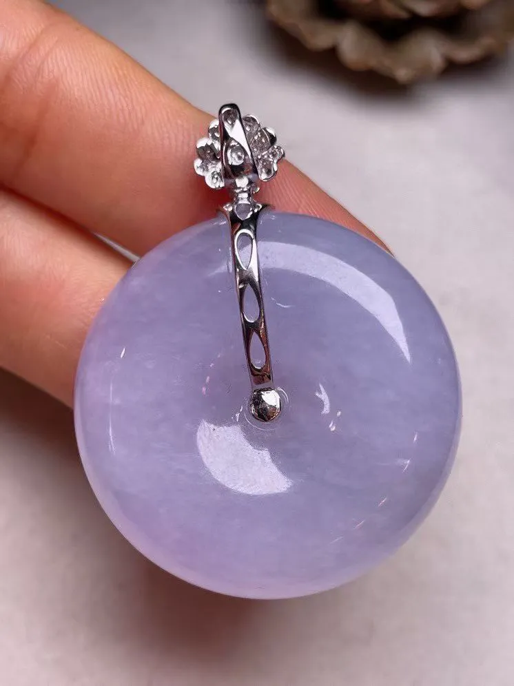 冰糯种紫罗兰平安扣吊坠、真金真钻镶嵌，种水好，玉质细腻 .裸石尺寸 33.8