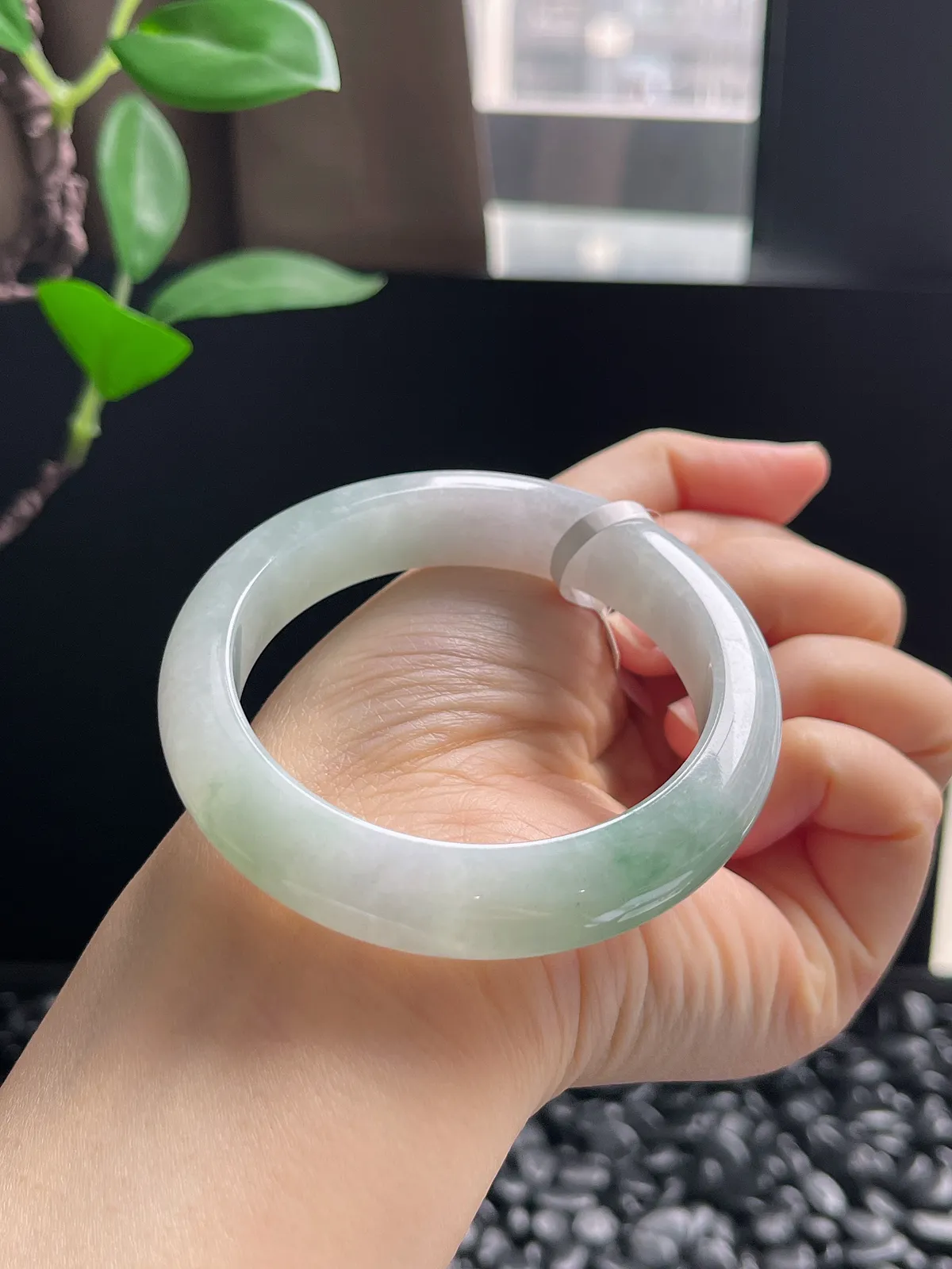 正圈52圈口，翡翠糯化种飘花手镯