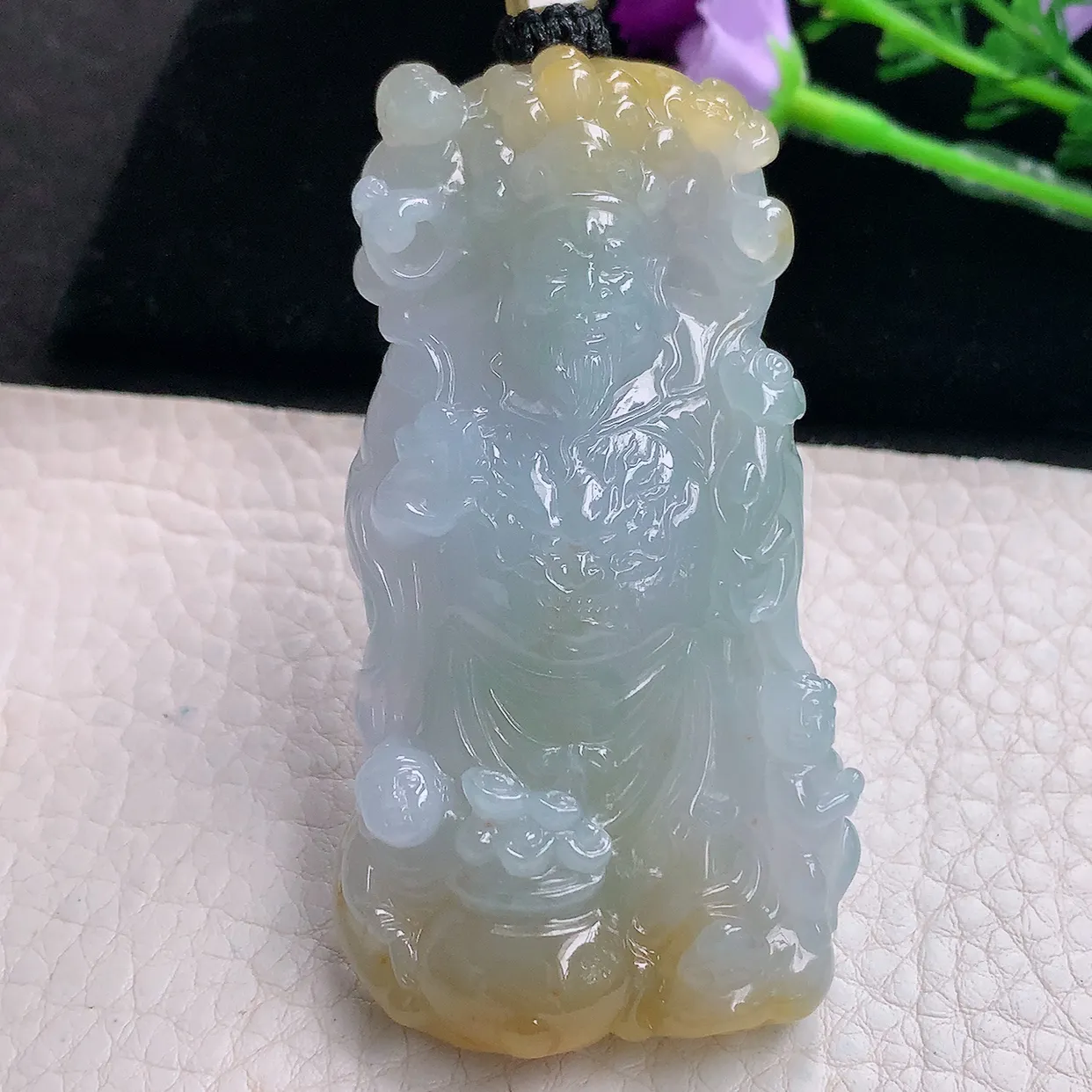 yl实拍70*37.6*12.6缅甸天然翡翠精雕俏黄翡冰透财神爷吊坠 招财进宝